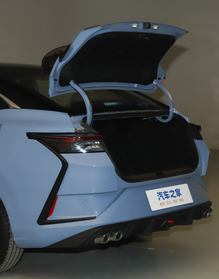 DongFeng Forthing T5 Evo Interior