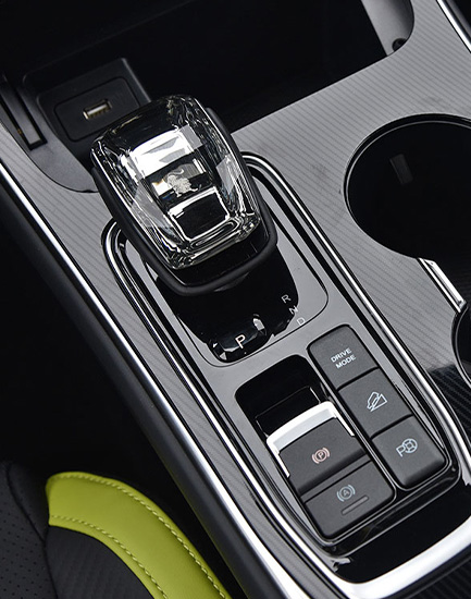 DongFeng Forthing Friday Foto
