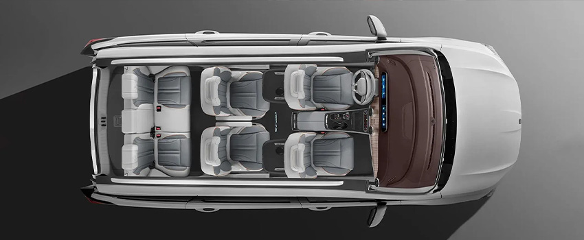 Dongfeng Forthing Yatch UTour Car Model Inside